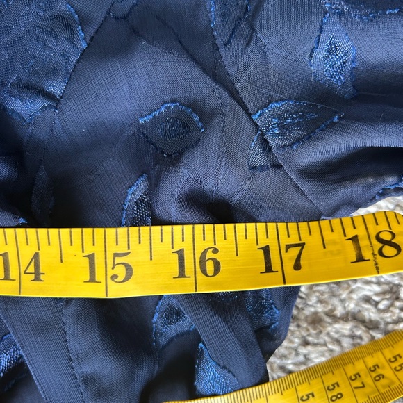 Lulu’s Midnight Blue Evening Elegance Floral Wrap Midi Dress size medium - Picture 5 of 9